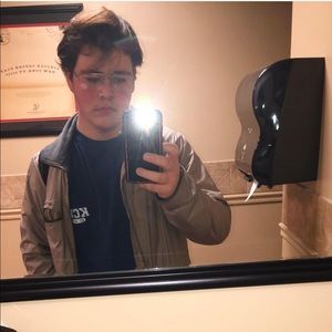 Meet your Posher, Cameron